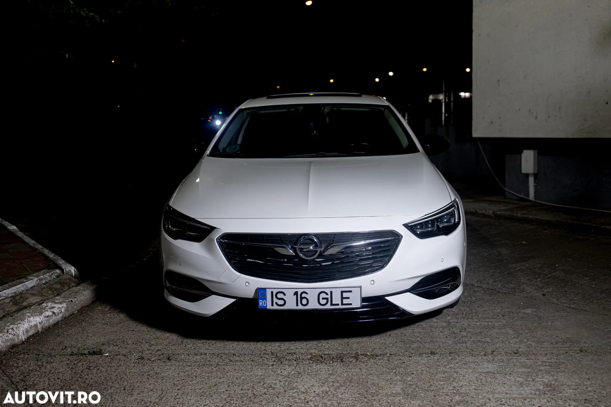 Opel Insignia Grand Sport 2.0 CDTI Start/Stop - 2