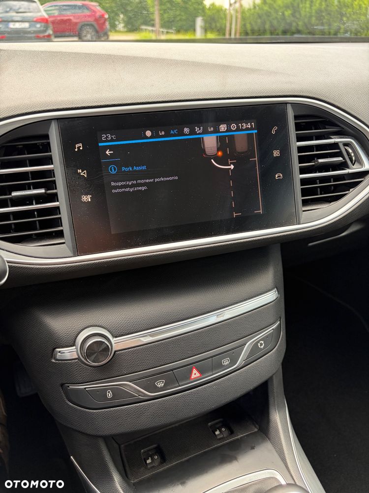 Peugeot 308 BlueHDi 130 Allure Pack - 8