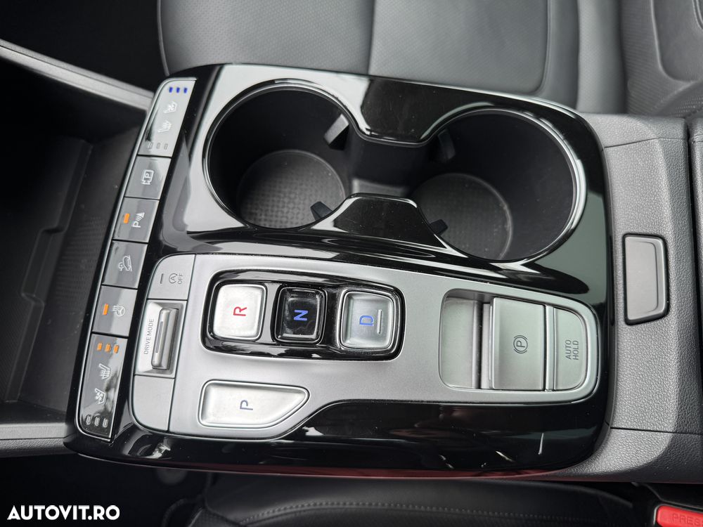 Hyundai Tucson 1.6 CRDi 48V-Hybrid 2WD DCT Select - 14