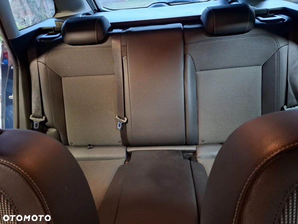 Opel Astra 2.0 CDTI DPF Sports Tourer - 8