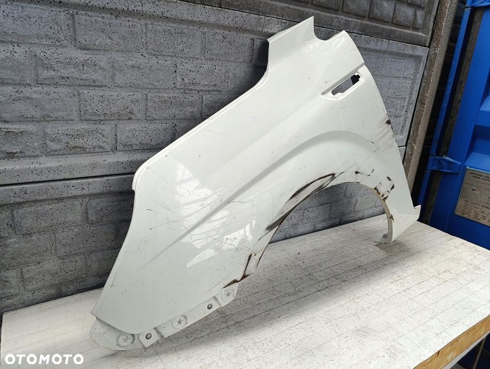 błotnik przedni lewy ssangyong rodius 2 lift 2015-19 oryginał - 2