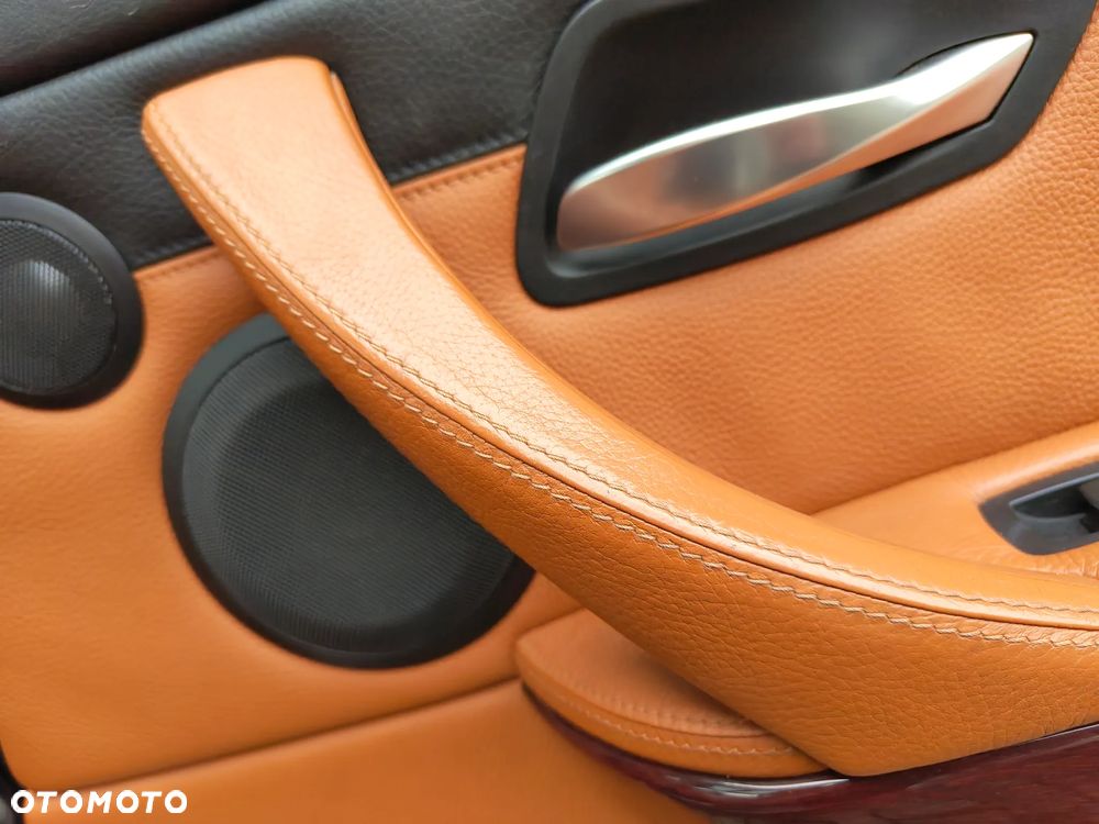 BMW Seria 3 - 25