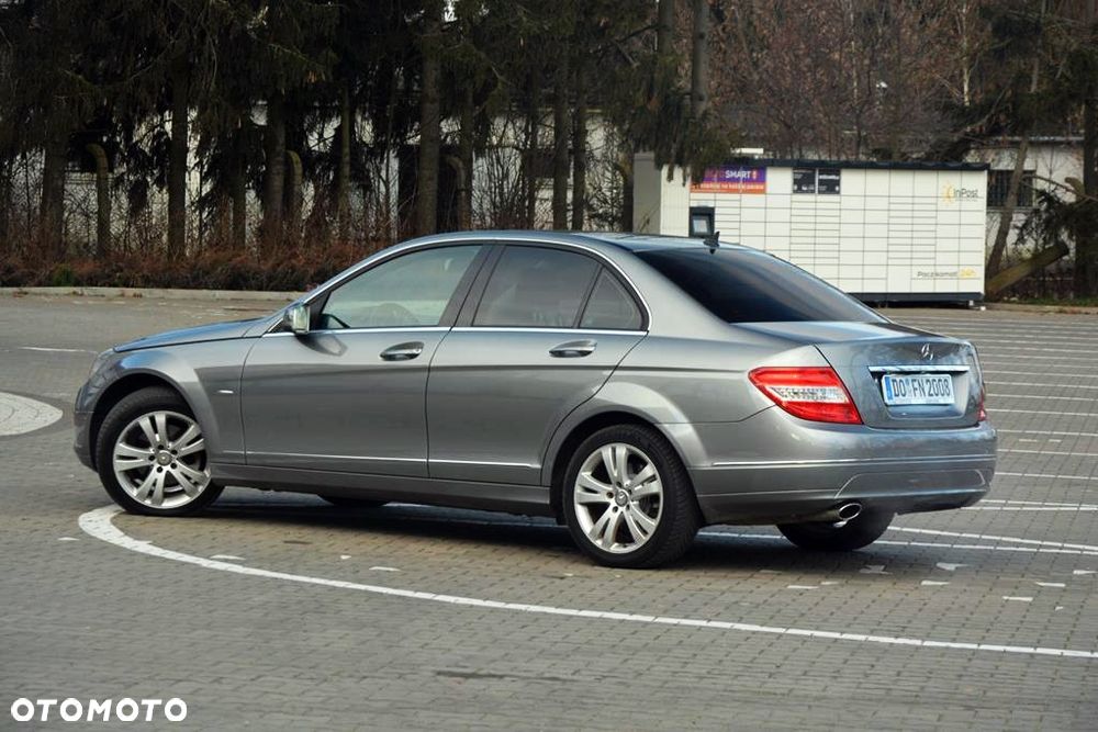 Mercedes-Benz Klasa C 200 Kompressor Avantgarde - 27