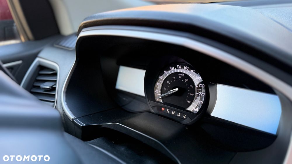 Ford Edge - 32