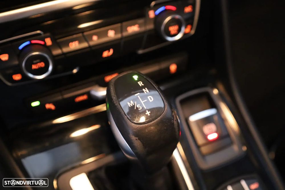 BMW 225xe Active Tourer Advantage - 28