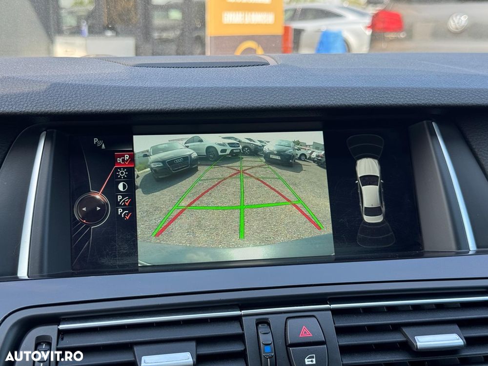 BMW Seria 5 535d xDrive AT - 17