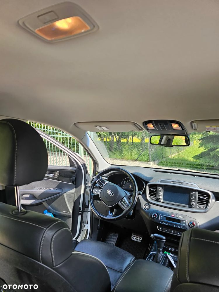 Kia Sorento 2.0 CRDI GT Line - 8
