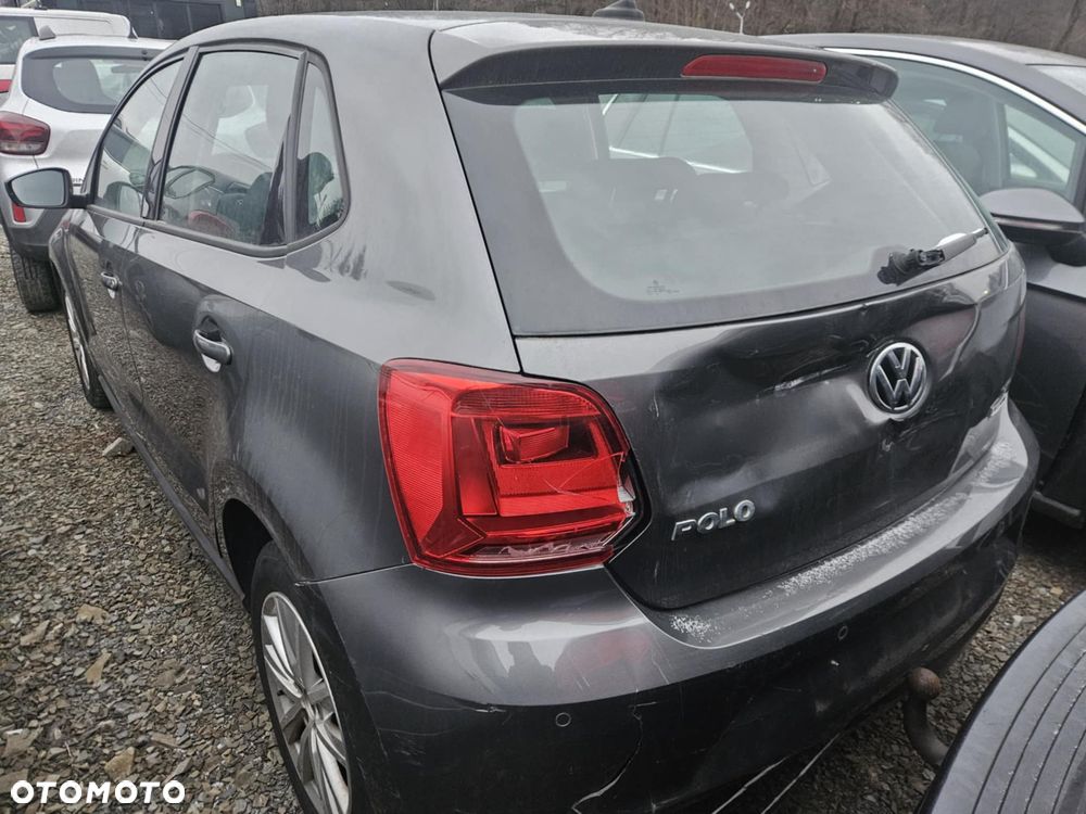 Volkswagen Polo 1.4 TDI (Blue Motion Technology) DSG Highline - 4