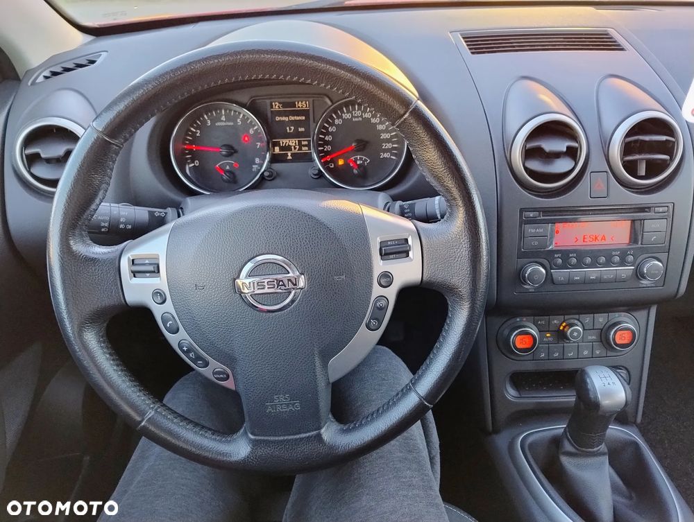 Nissan Qashqai 1.6 visia - 6