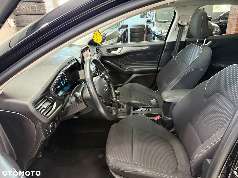 Ford Focus 2.0 EcoBlue STart-Stopp-System TITANIUM - 20