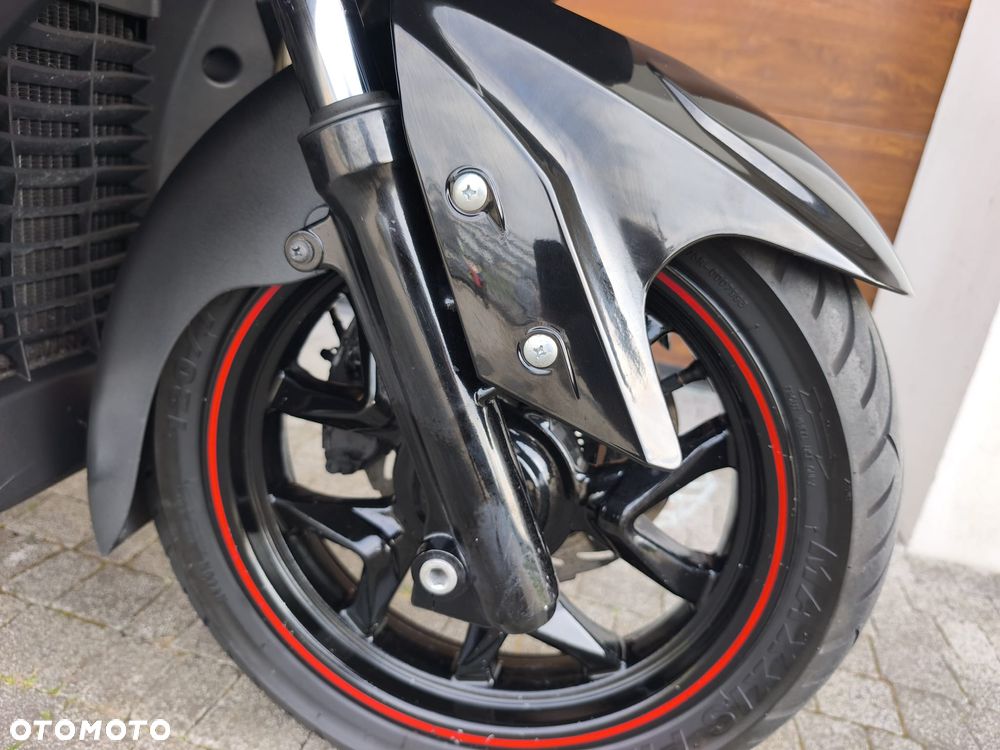 SYM GTS - 22