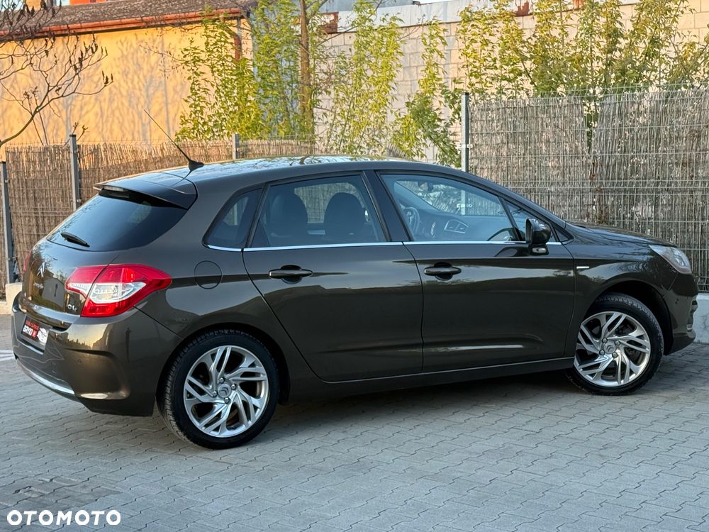 Citroën C4 VTi 120 Exclusive - 10