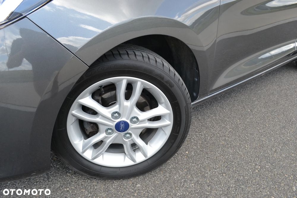 Ford Fiesta 1.5 TDCi ACTIVE - 24