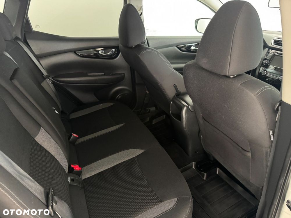 Nissan Qashqai - 23
