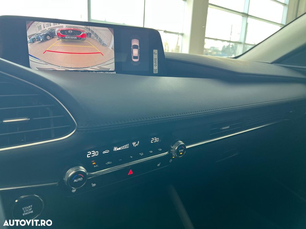 Mazda 3 e-Skyactiv X186 AT MHEV Center-Line - 15
