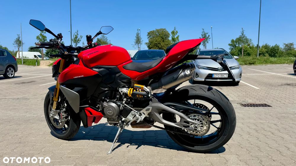 Ducati Streetfighter V2 - 7