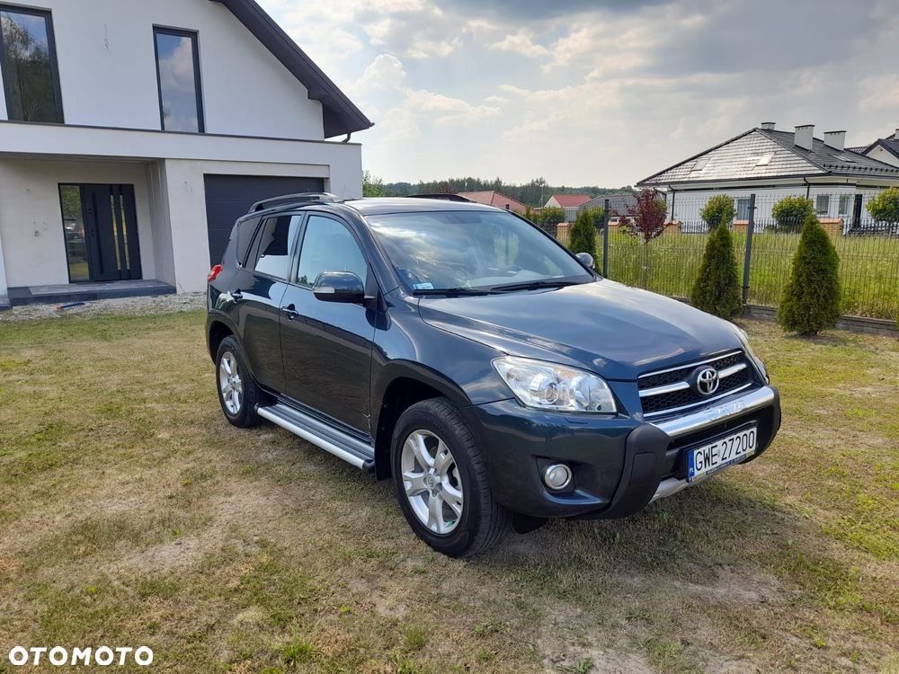 Toyota RAV4 2.2 D-4D Prestige - 1