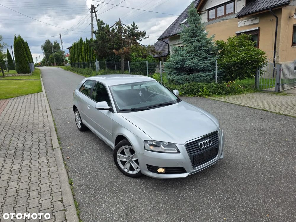 Audi A3 3-drzwiowe 1.6 S line Sportpaket (plus) - 38