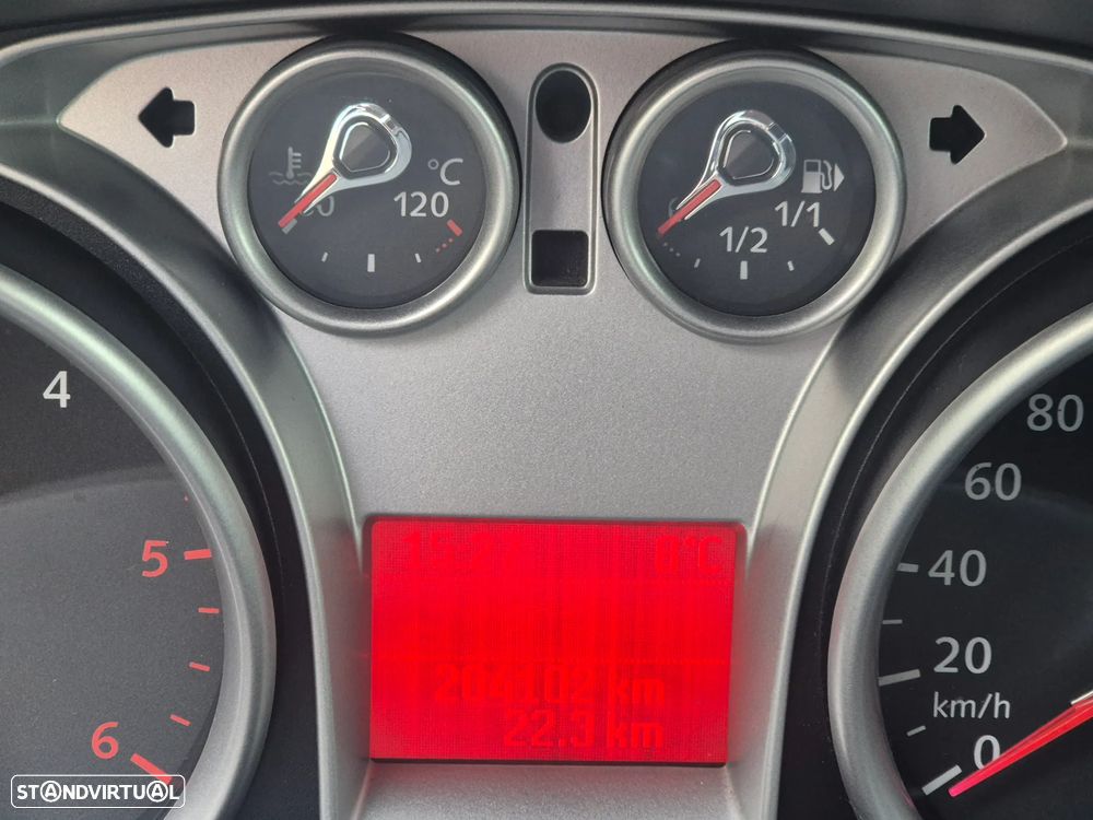 Ford Focus 1.6 TDCi Sport - 11