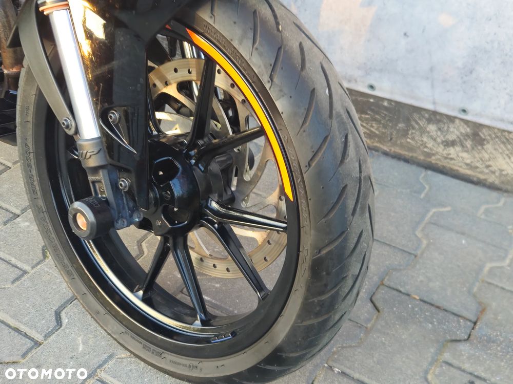 KTM Duke - 11