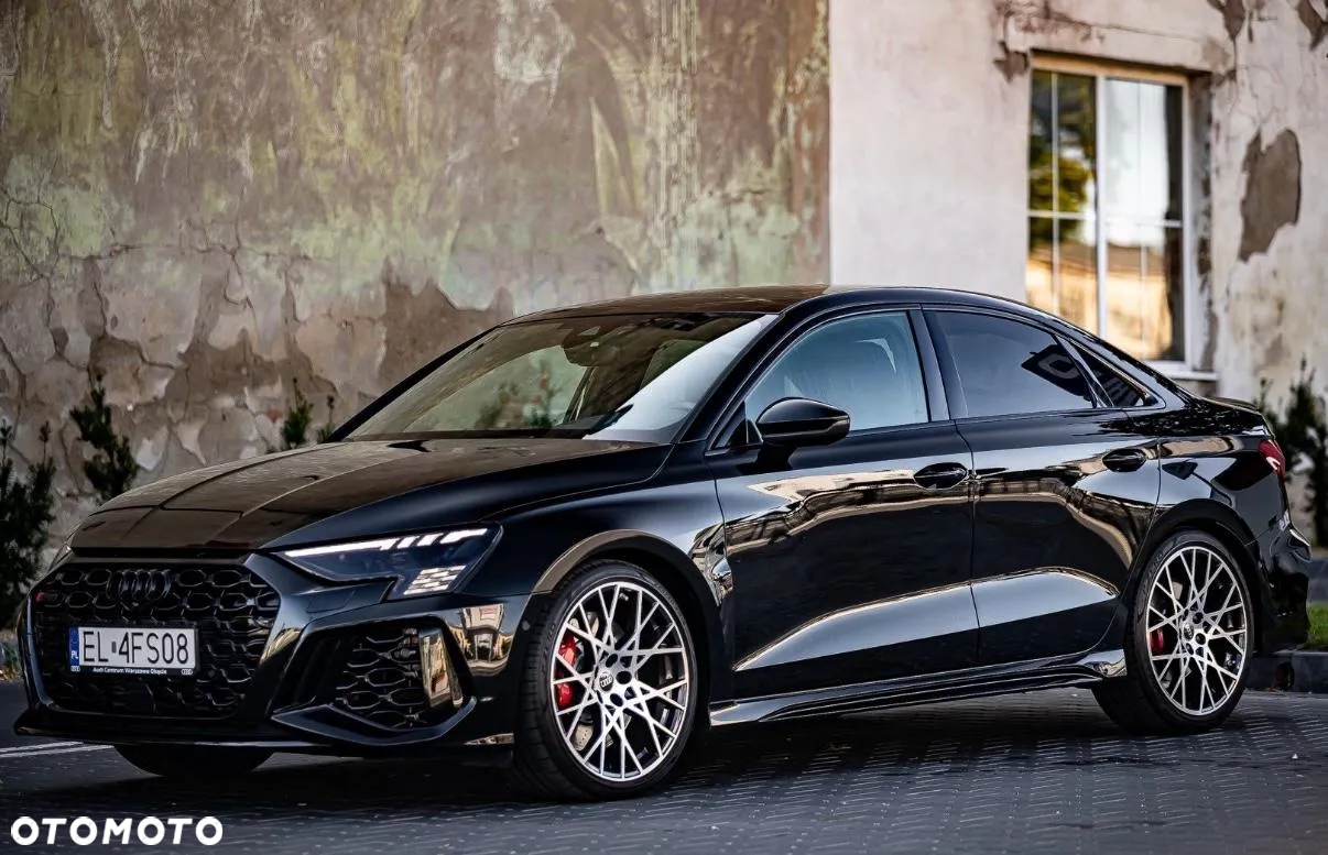 Audi RS3 Limousine - 2