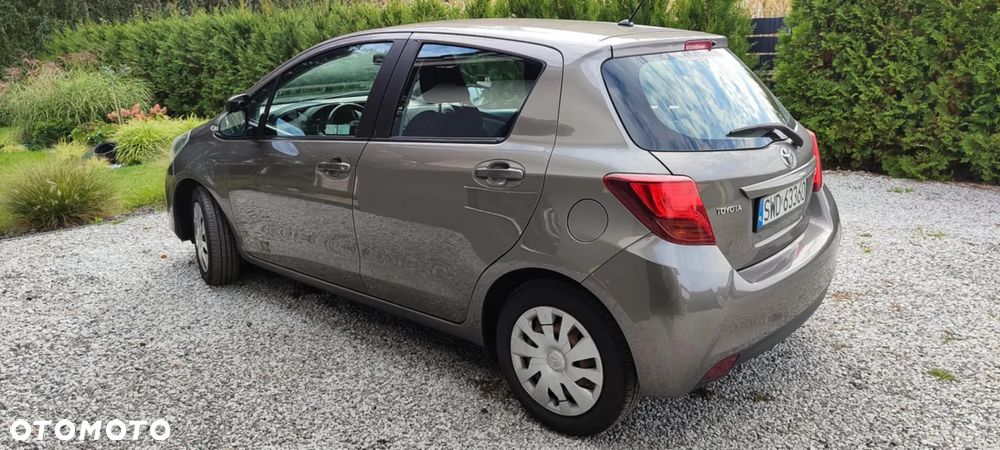 Toyota Yaris 1.33 Active - 13