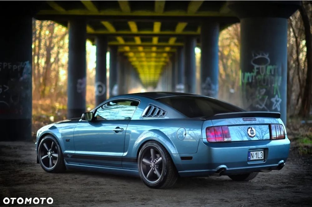 Ford Mustang - 16