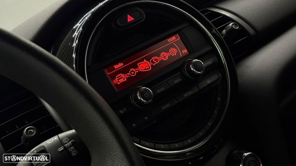 MINI 3 Portas One D - 13