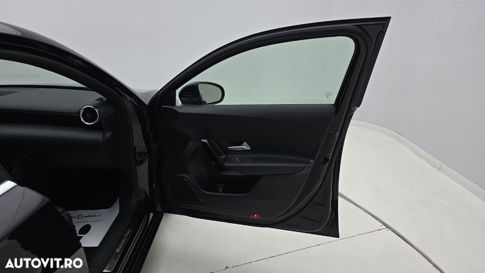 Mercedes-Benz A 180 - 19