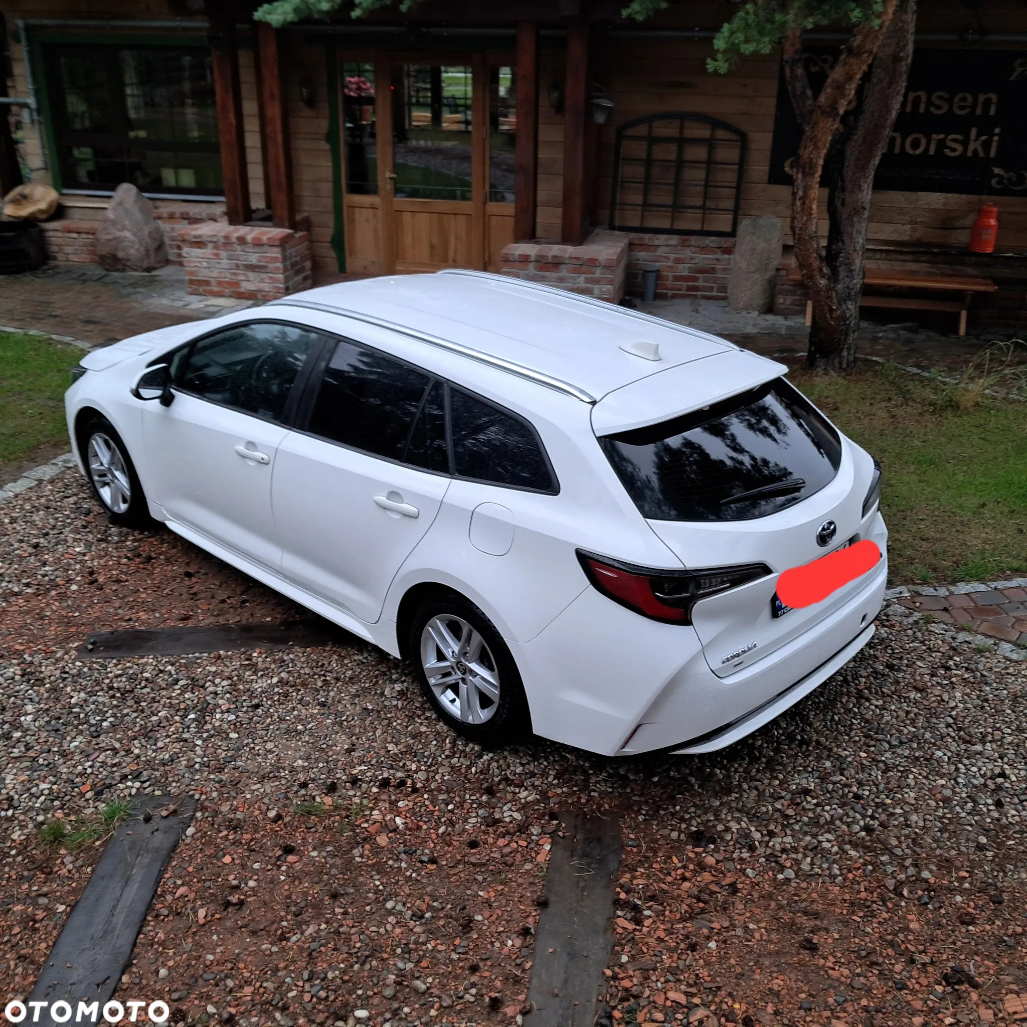 Toyota Corolla - 10