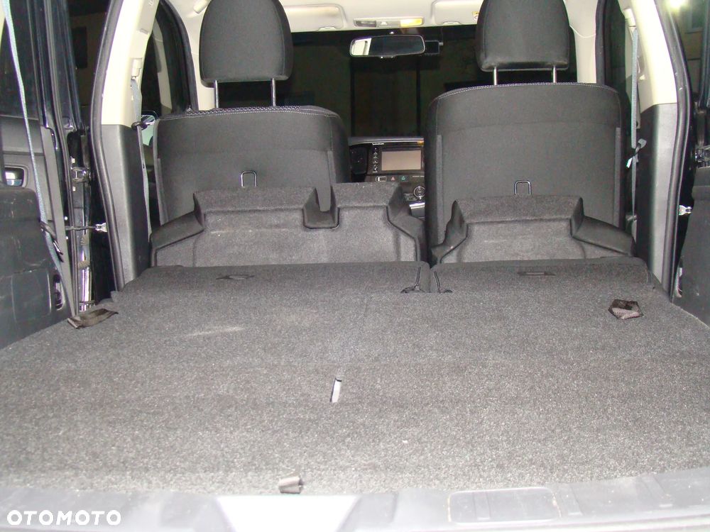 Mitsubishi Outlander 2.0 Intense + 4WD CVT - 19