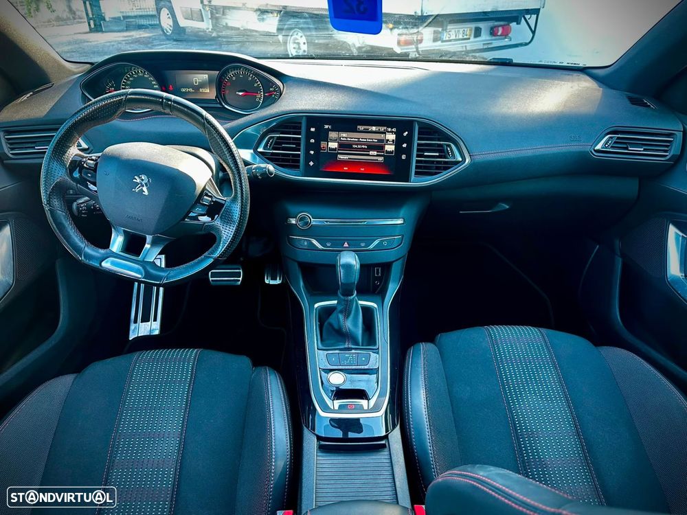 Peugeot 308 1.2 PureTech GT Line EAT6 - 11
