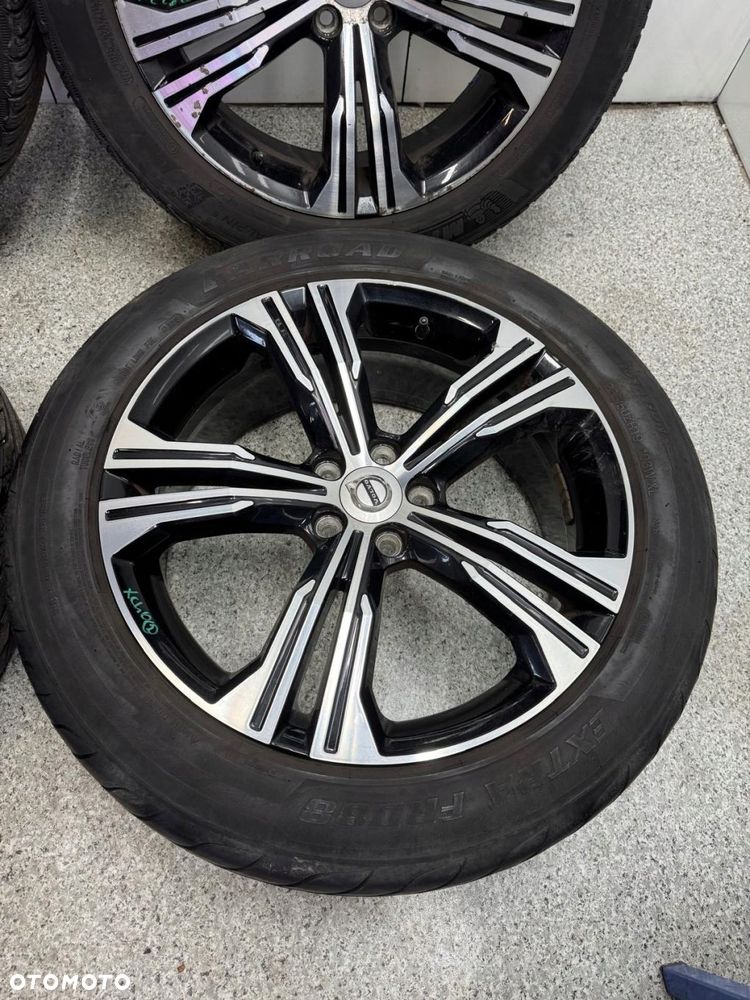 koła felgi volvo xc40 31471556 235/50 r19 5x108 et50,5 - 4