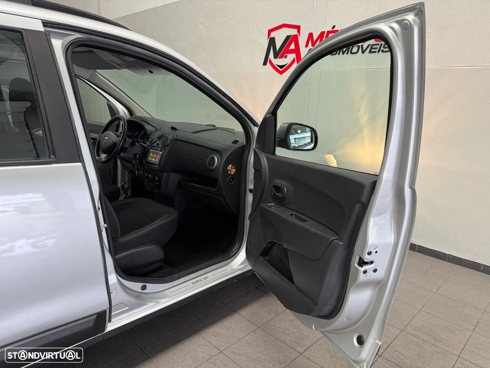 Dacia Lodgy dCi 110 Stepway - 16