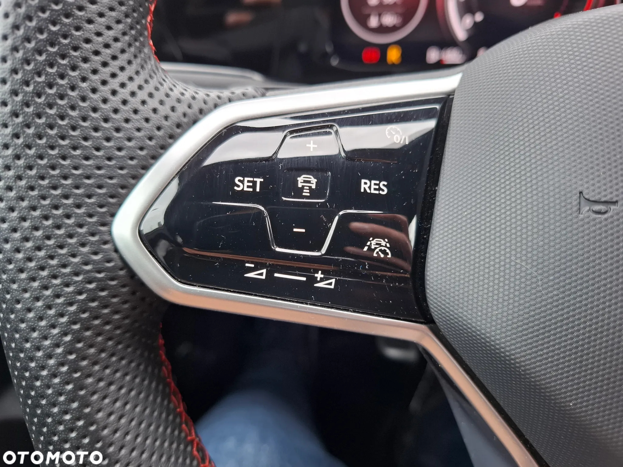 Volkswagen Golf VIII 2.0 TSI GTI DSG - 22