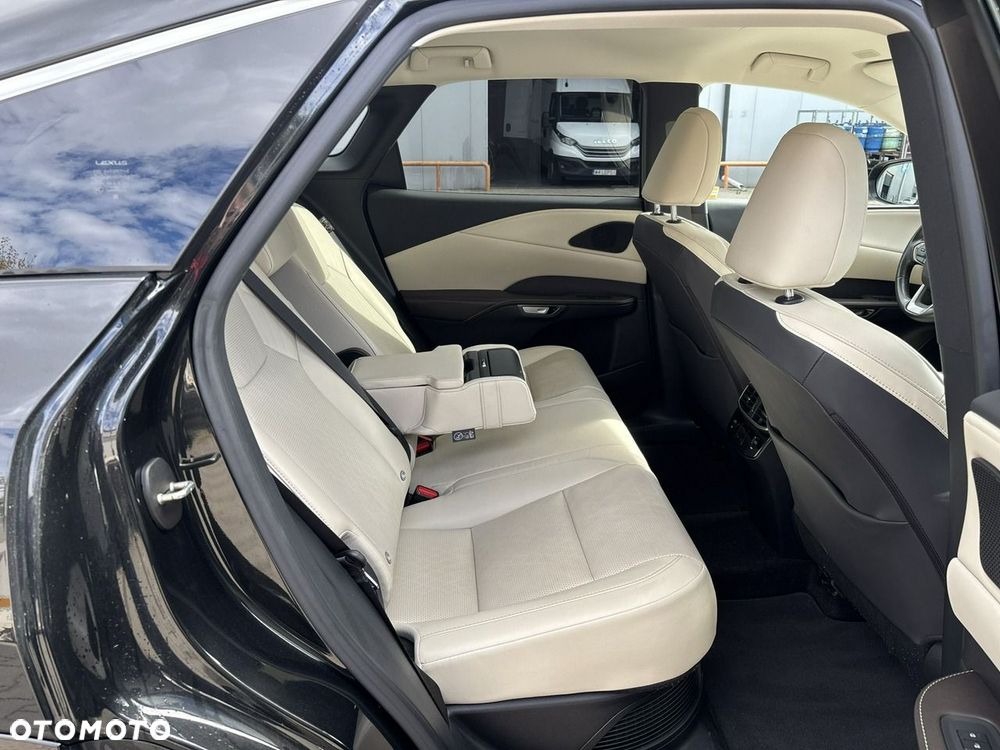 Lexus RX 350h Prestige - 17