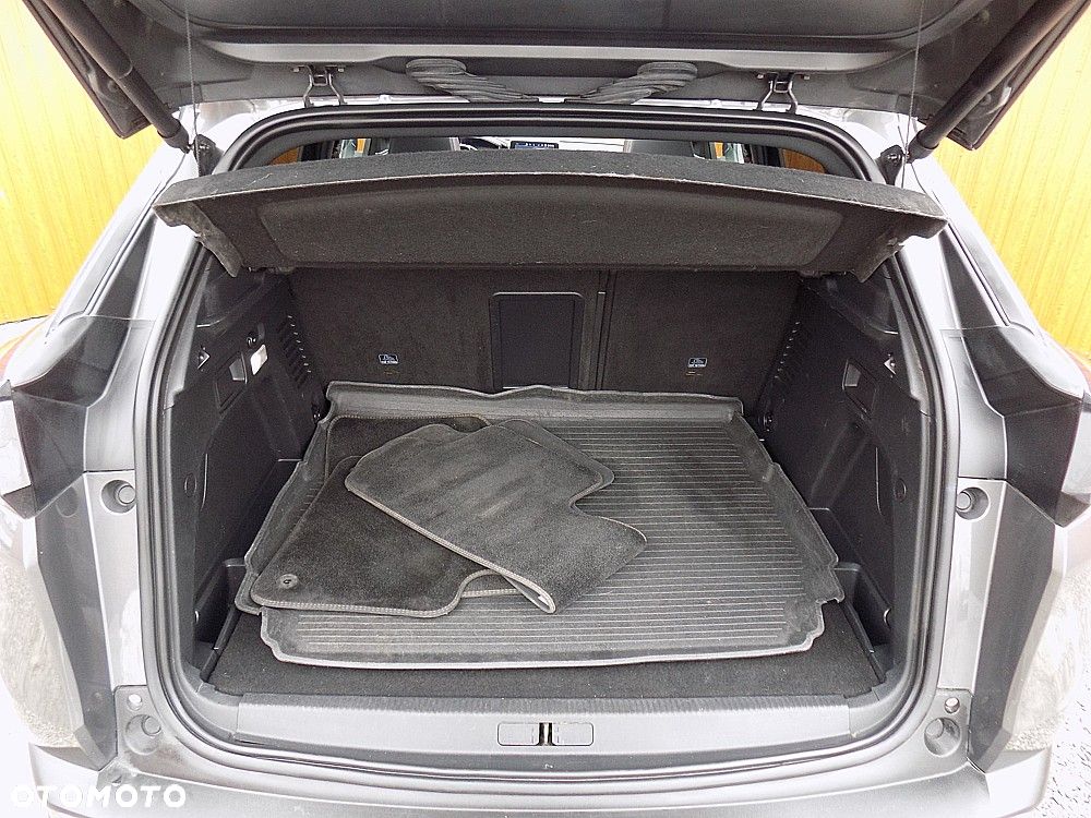 Peugeot 3008 PureTech 130 Stop & Start GPF EAT8 Allure Business-Paket - 23