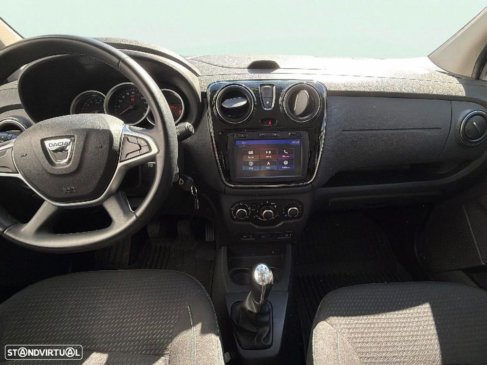 Dacia Lodgy 1.2 TCe Confort 7L - 8
