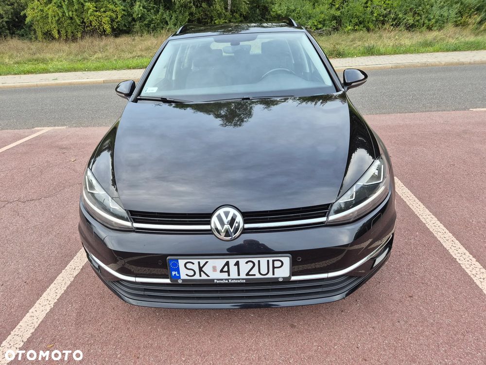 Volkswagen Golf - 8