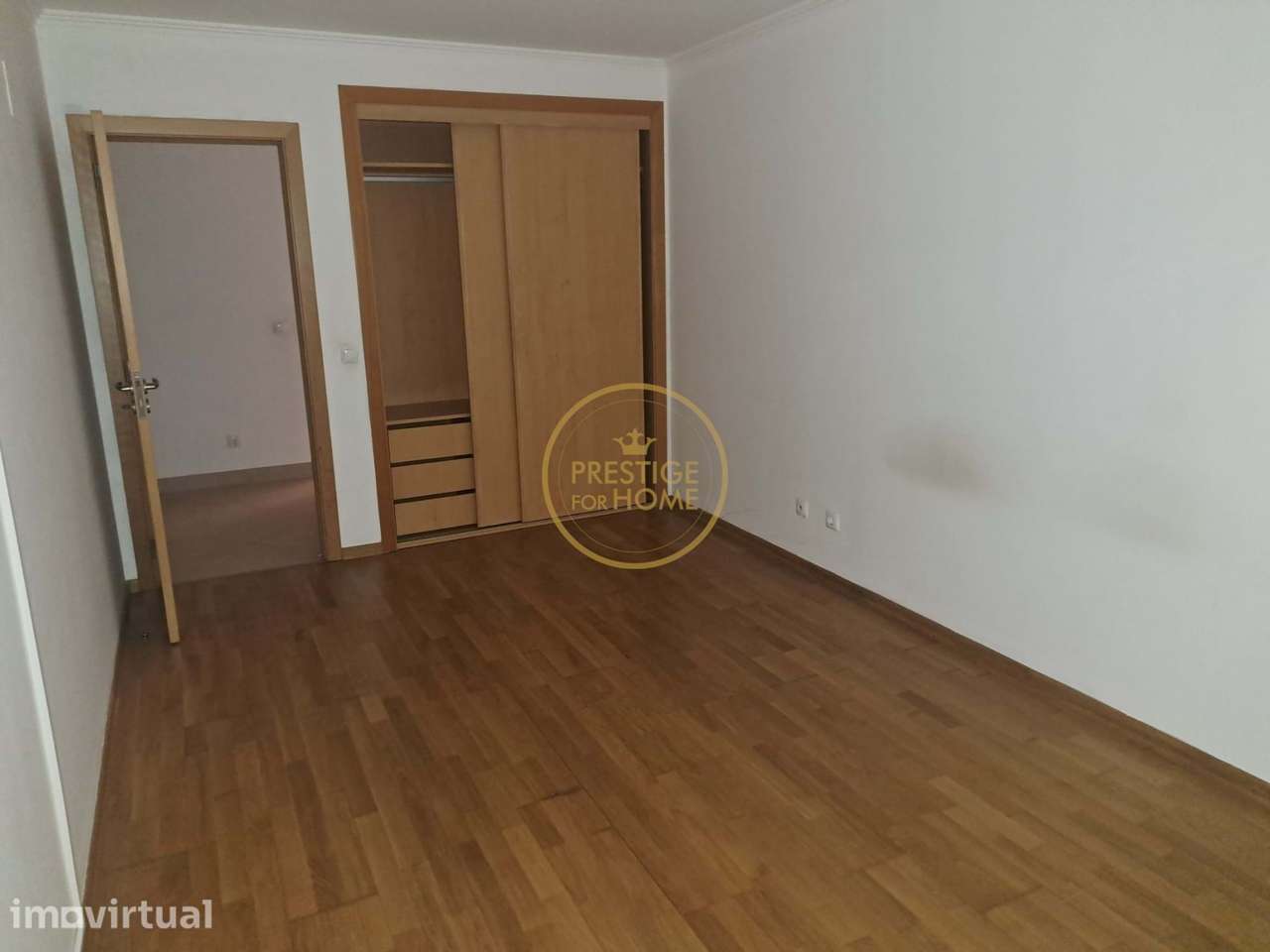 Apartamento T2 na Quinta de Betunes  R/C com GARAGEM e uma área de 148 - Grande imagem: 4/33