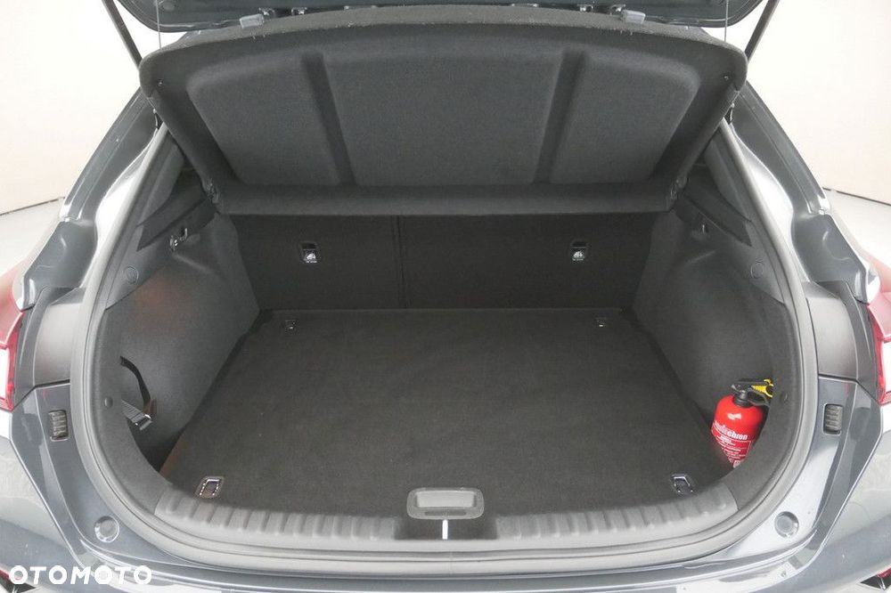 Kia XCeed - 16