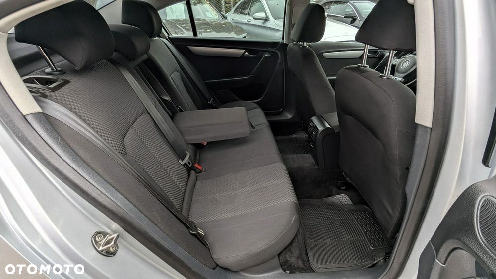 Volkswagen Passat 2011