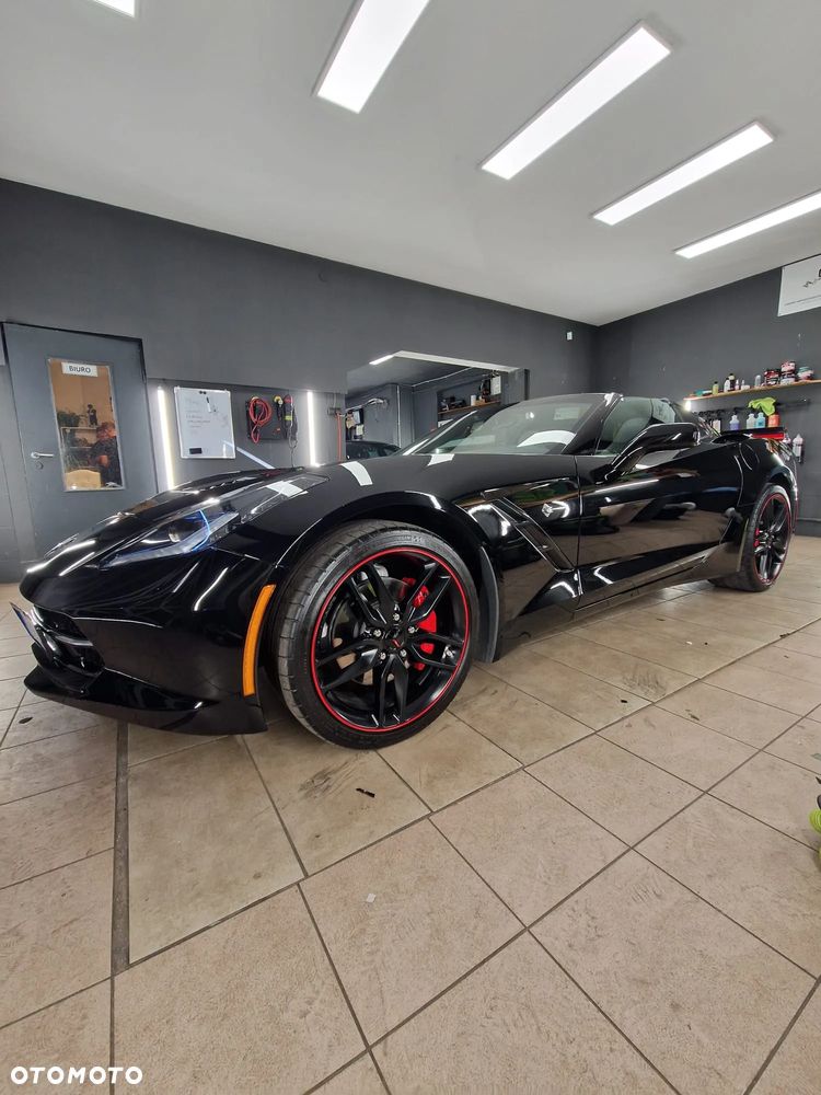 Chevrolet Corvette - 6