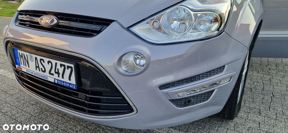 Ford S-Max - 21
