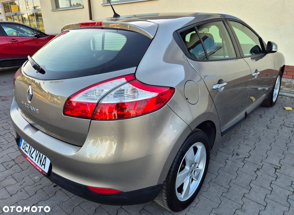 Renault Megane 1.6 16V 110 LIMITED - 6