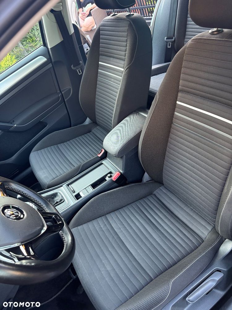 Volkswagen Golf - 3