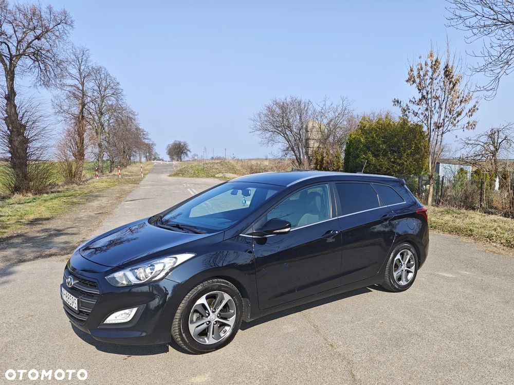 Hyundai i30 blue Kombi 1.6 CRDi Passion - 7