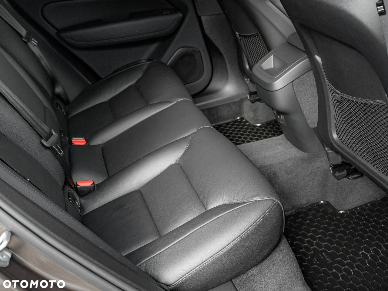 Volvo XC 60 - 31