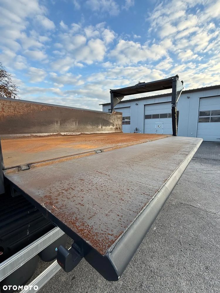 Renault KERAX 380 DXI - 9