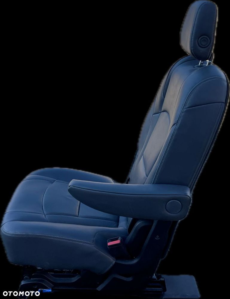 O5 BUICK ENCLAVE II 2017 - FOTEL TYŁ PRAWY II RZĄD SKÓRA 3845873 - 2